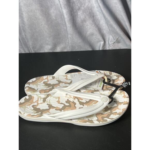 Crocs Crocband Camo Flip Flops 205943-94S White/Brown NWT SZ M9/W11 - Picture 5 of 6